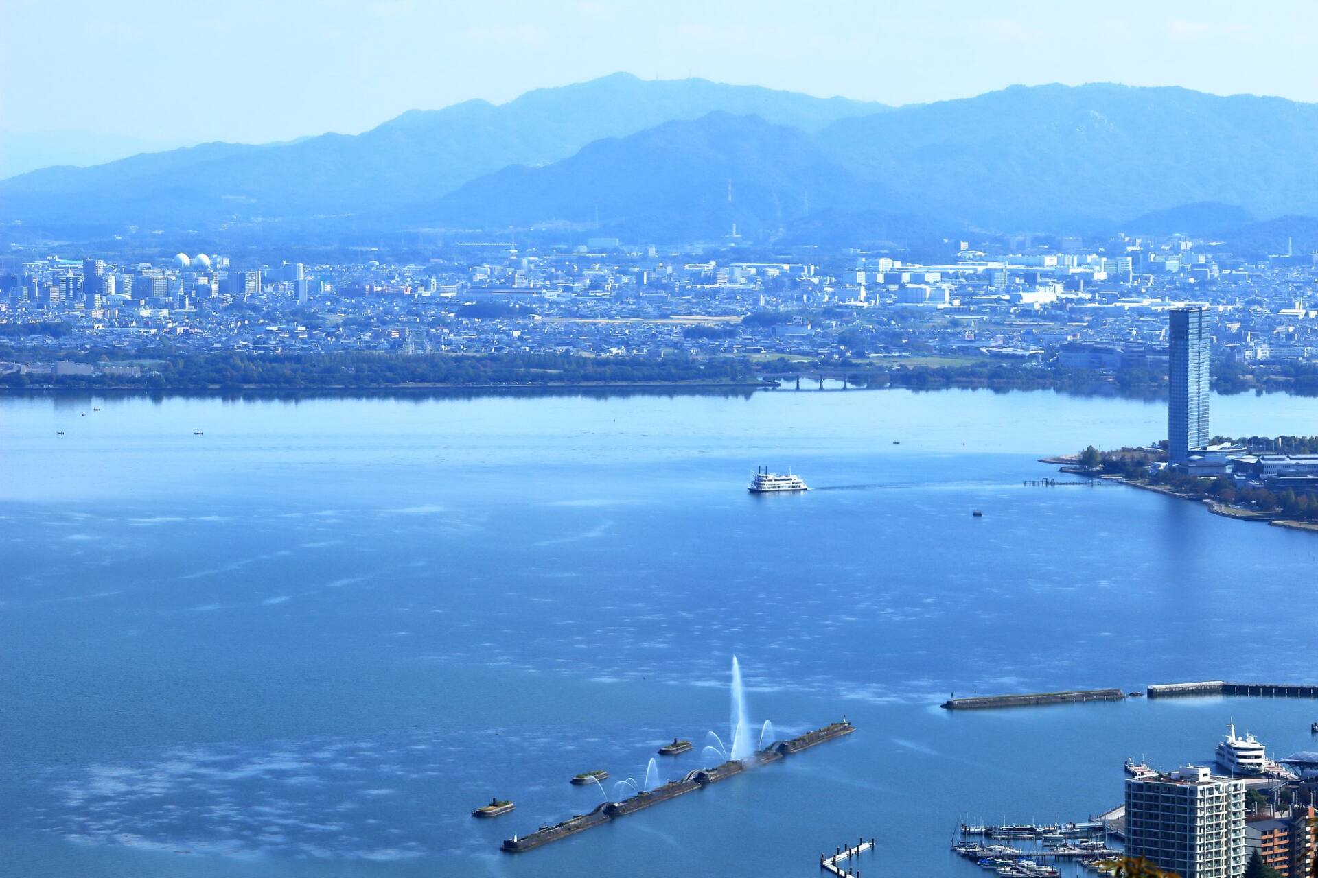 草津市に住みたい方へ！人気のおすすめスポットと周辺環境をご紹介