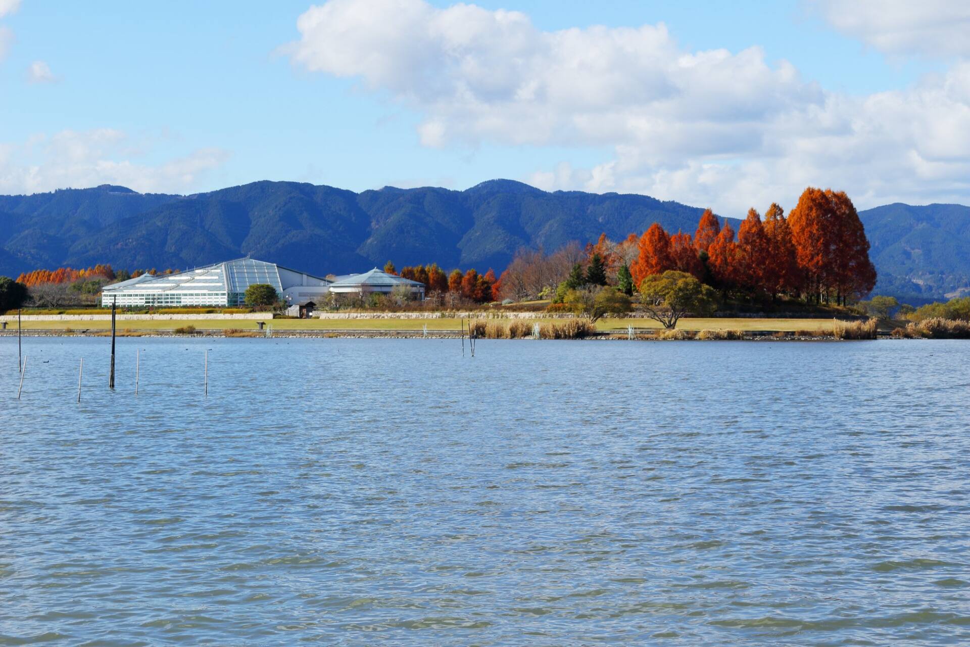 琵琶湖の烏丸半島